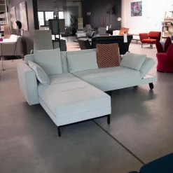 Ecksofa Four Two Soft Stoff 4430 90 Grau Beige Füße Schwarz Mit Tischmodul Schwarz Lackiert Und Schlaffunktion