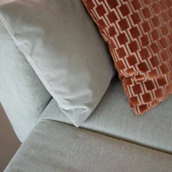 Ecksofa Four Two Soft Stoff 4430 90 Grau Beige Füße Schwarz Mit Tischmodul Schwarz Lackiert Und Schlaffunktion