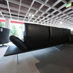 Ecksofa Francis Leder C Classic Crow Schwarz Metallkufe Nickel Satiniert Edelstahloptik