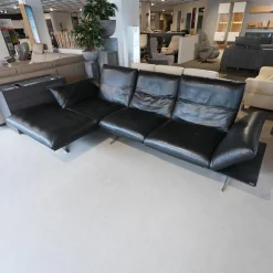 Ecksofa Francis Leder C Classic Crow Schwarz Metallkufe Nickel Satiniert Edelstahloptik