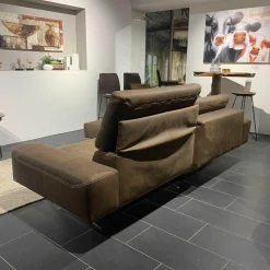 Ecksofa Hennessie Leder A-India Muskat Schwertkufe Nickel Satiniert