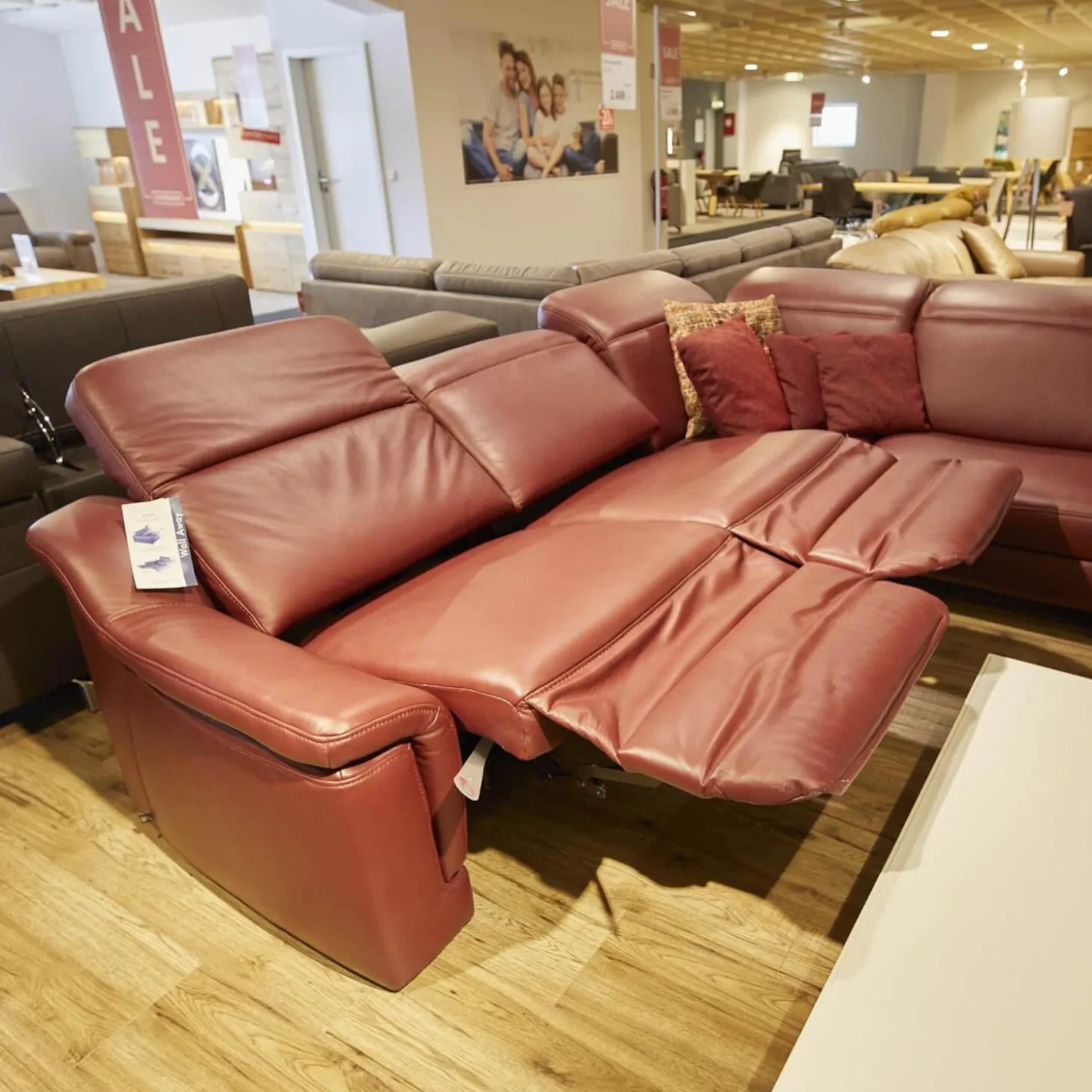 Ecksofa IL 4052 Leder Credo Barolo Rot mit motorischen Funktionen