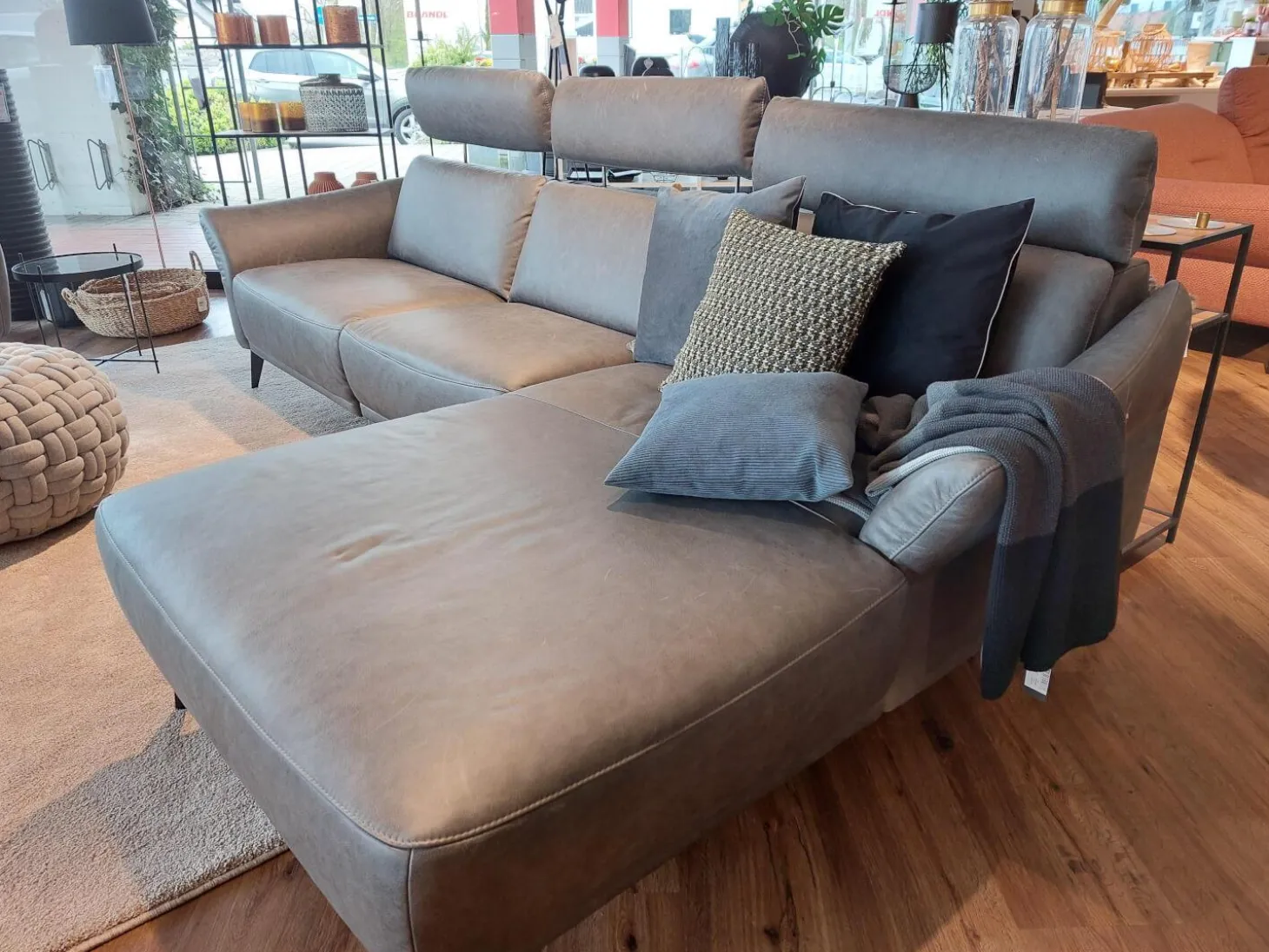 Ecksofa Justus Leder Retro Grey Grau Metallfuß Schwarz