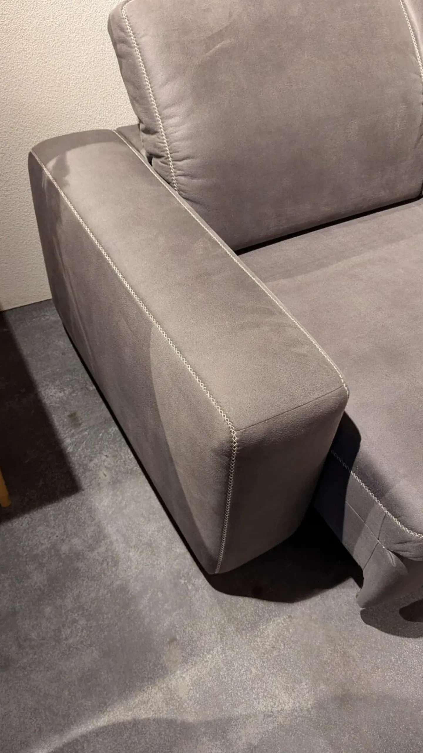 Ecksofa Lagora Stoff Delux Anthrazit Holzfuß 714 Mit Metall Ummantelt Inklusive Kissen