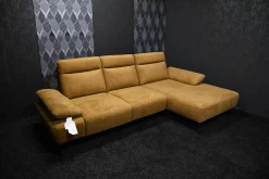Ecksofa Lennox Stoff Regain 23 Ocre Braun mit Elektrischer Relaxfunktion und Sitztiefenverstellung