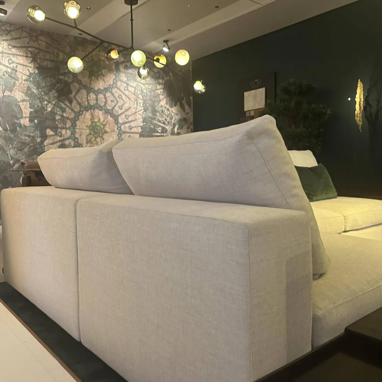 Ecksofa Living Landscape Stoff Garbo 7737 Pearl 25 Beige Sockel Buche Schwarz Lackiert