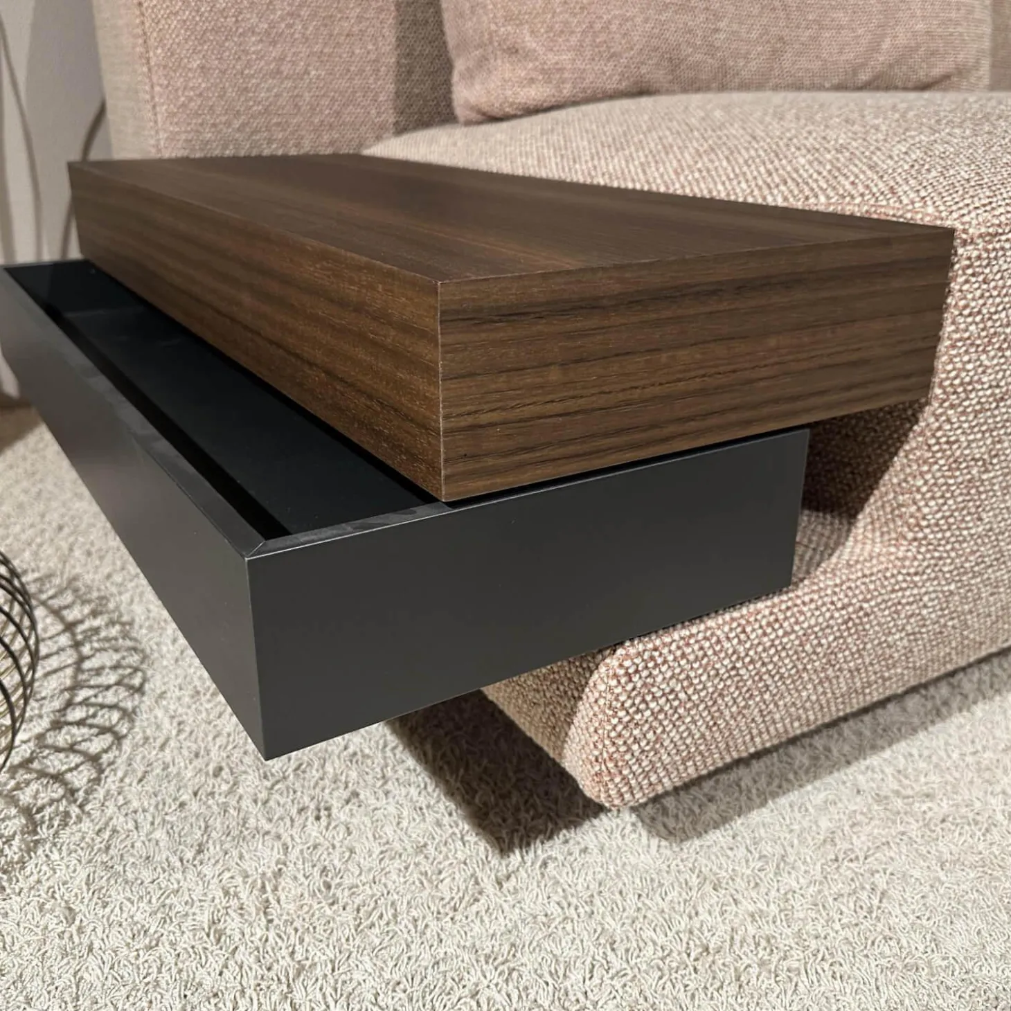 Ecksofa Marteen Stoff ZF673 Rosa Untergestell Zinn mit Couchtisch