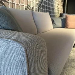 Ecksofa Mell Lounge 48213 Stoff 10064 Chalk Grau Metallgestell Verchromt Inklusive Kissen