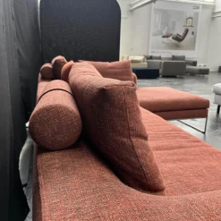 Ecksofa Mell Lounge Stoff 9202 Dunkelrot Fußrahmen Verchromt mit 3 Rückenkissen