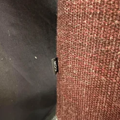 Ecksofa Mell Lounge Stoff 9202 Dunkelrot Fußrahmen Verchromt mit 3 Rückenkissen