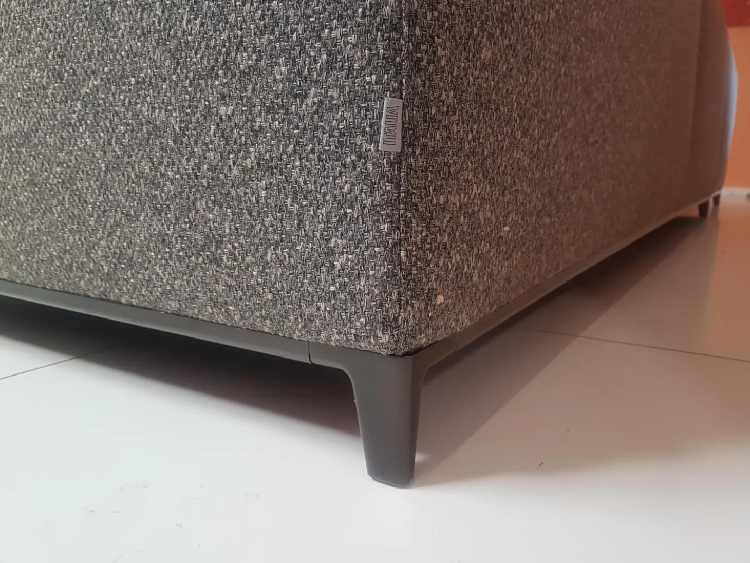 Ecksofa Michel Club Stoff Laveno Schiefer Grau Gestell Metall Schwarz Lackiert