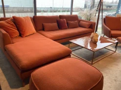 Ecksofa Mioko Stoff 24 Kupferbraun mit 5 Kissen