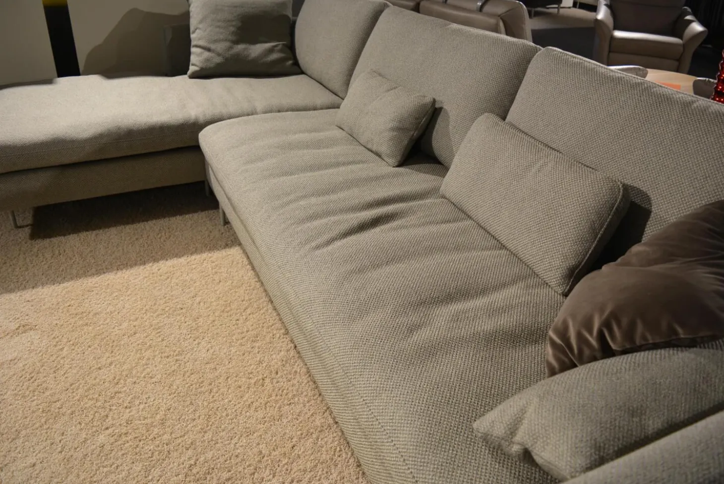 Ecksofa Mioko Stoff 24.351 Steingrau Grau Füße Stahl Pulverbeschichtet Grau Inklusive Kissen