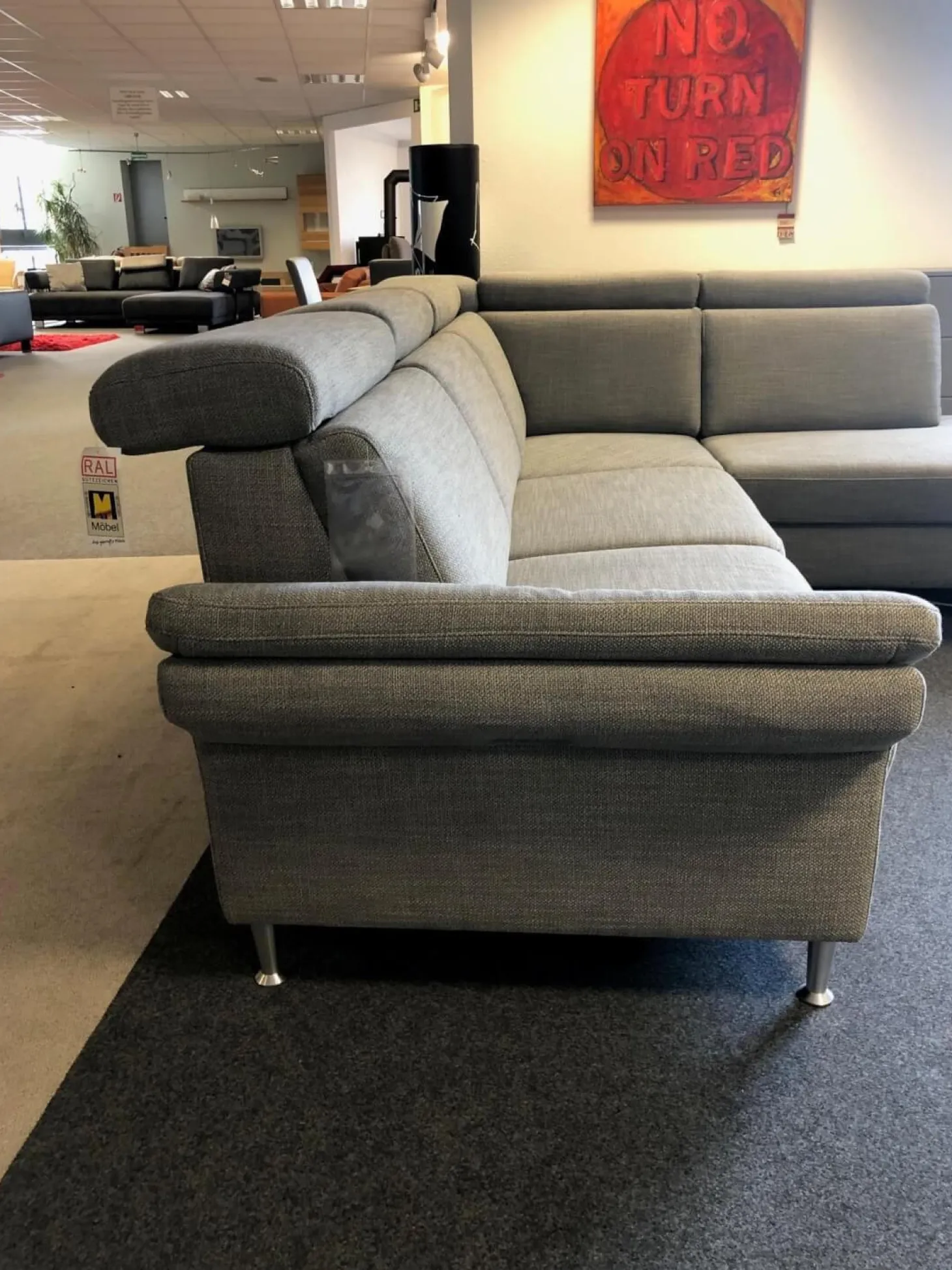 Ecksofa Modell 1073 Stoff Picasso Stone Metallfüße Aluminium Rund Glänzend mit Verstellfunktionen