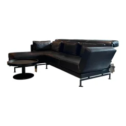 Ecksofa Moule Medium Leder 5669 0010 Schwarz Fuß Kufe Schwarz Pulverbeschichtet Mit Kissen