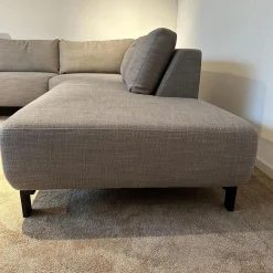 Ecksofa MR 4530 Bezug Stoff Picasso Taupe Grau Metallfuß 192 Schwarz Inklusive Kopfstütze Und Kissen