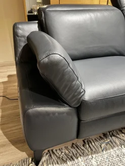 Ecksofa MR9120 Leder Montana Night Schwarz Füße Metall Schwarz Inklusive Kissen