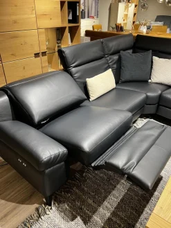 Ecksofa MR9120 Leder Montana Night Schwarz Füße Metall Schwarz Inklusive Kissen