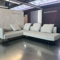 Ecksofa Muud Stoff Carré 7823 Moonlight Creme Kufen Metall Matt Schwarz Pulverbeschichtet Mit Filzgleitern