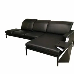 Ecksofa Noto Leder Schwarz Füße Metall Schwarz mit Kopfteilverstellung