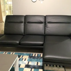 Ecksofa Noto Leder Schwarz Füße Metall Schwarz mit Kopfteilverstellung