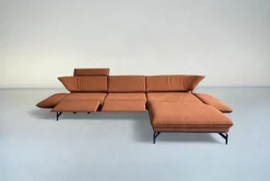 Ecksofa Nova 1378 Stoff Pura Grappa Rot Braun Rahmenkufe Anthrazit Pulverbeschichtet Inklusive Elektrische Verstellung