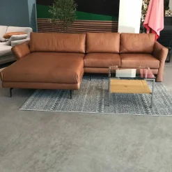 Ecksofa Omega 16 Leder D-Tara-Anilin Canyon Braun Füße Metall GH Schwarz