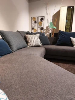 Ecksofa Onda Stoff 17.300 Dunkel Schwarz Grau Fuß Massivholz Eiche Schwarz Lackiert Inklusive 9 Bliesen Kissen Und 4 Polsterkissen Ohne Couchtisch