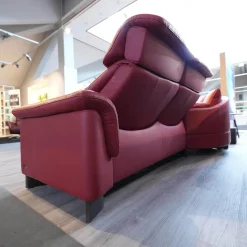 Ecksofa Paradies Leder Paloma Cherry Rot Fuß Buche Wenge Schwarz Mit Kissen Und Couchtisch