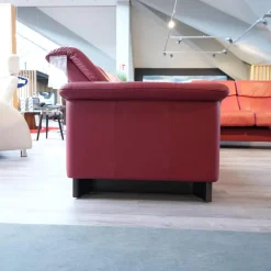 Ecksofa Paradies Leder Paloma Cherry Rot Fuß Buche Wenge Schwarz Mit Kissen Und Couchtisch