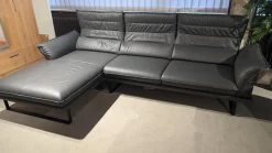 Ecksofa Peimann Leder Mercury Fango Grau Metallkufen Schwarz Matt