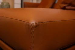 Ecksofa Prime Time Leder Elen Loam 126 Braun mit 3 Kissen und 1 Nackenrolle