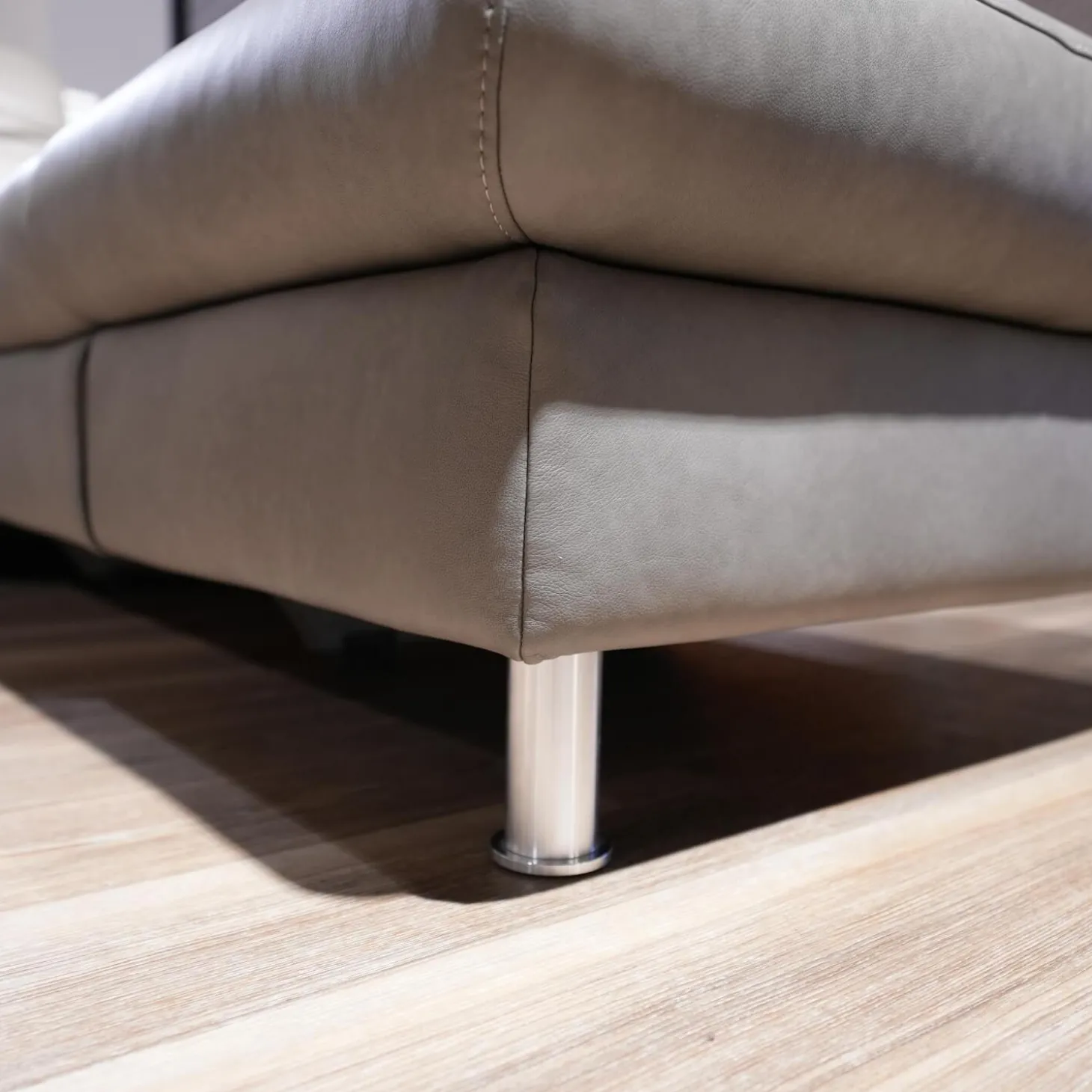 Ecksofa Relaxa 5 5 Leder Evita Smoke Grau Fuß Alusäulen Inklusive Drehsessel Komfort 3.0