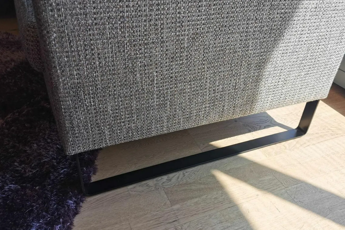 Ecksofa Sacco Stoff Carlucci Di Chivasso Beige Grau Meliert Kufen Metall Schwarz Lackiert