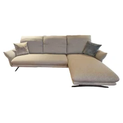 Ecksofa Willoow Bezug Stoff Silver Grey 01022 Metallkufe Schwarz FT9 M99 Inklusive Sitztiefenverstellung Und 2 Kissen