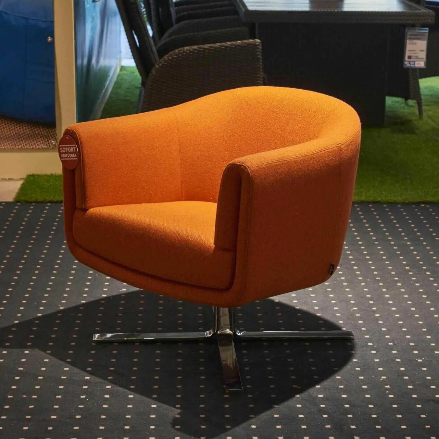 Einzelsessel CL 113.15 Stoff Ploegwool 14 Mit Kreuzfuß