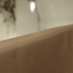 Einzelsessel Classic Leder 43.560 Fango Braun mit Drehteller