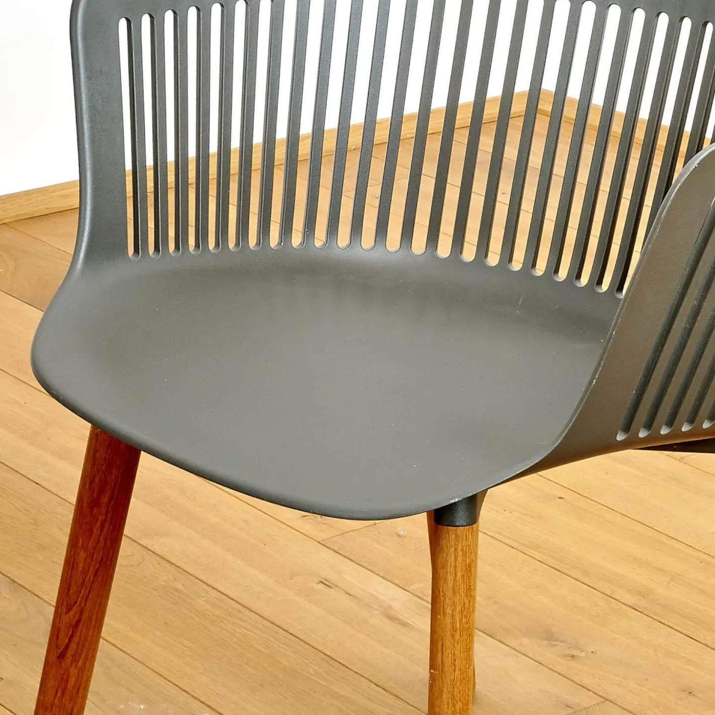 2er Set Armlehnstuhl Aiir Kunststoff Pepper Grau Füße Teak