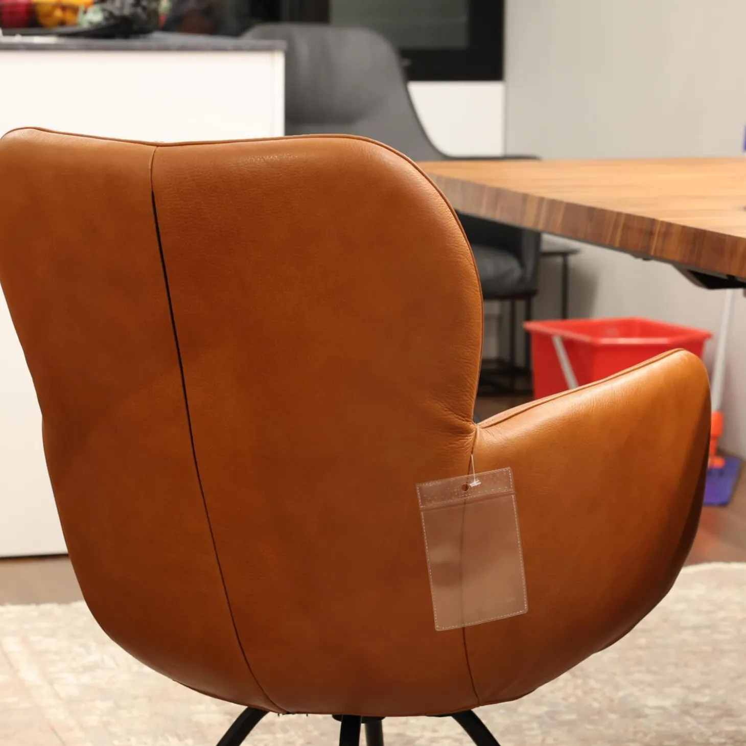 4er Set Armlehnstuhl Madison Leder Polo 10 93 Braun Drehgestell Metall Schwarz Inklusive Filzgleiter