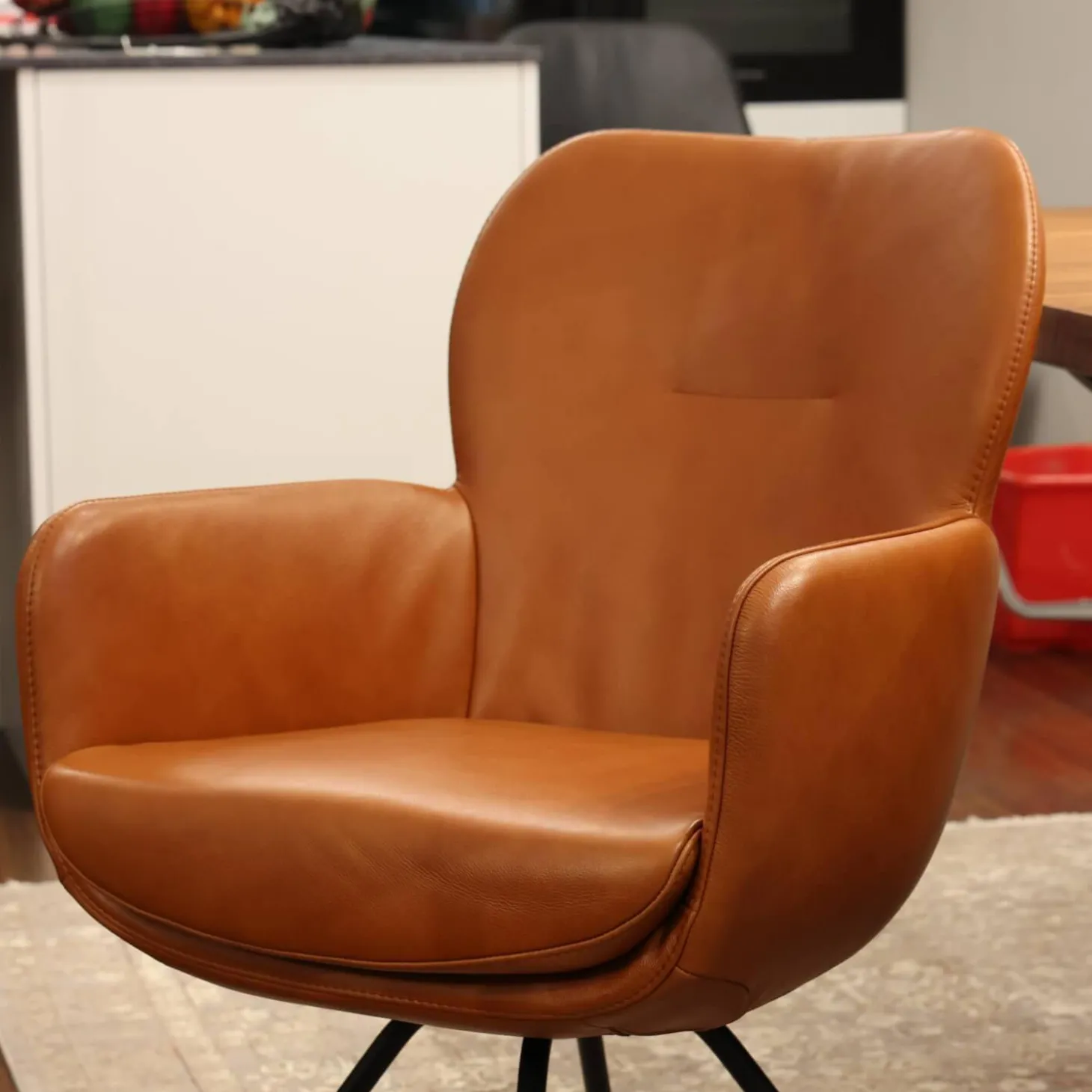 4er Set Armlehnstuhl Madison Leder Polo 10 93 Braun Drehgestell Metall Schwarz Inklusive Filzgleiter