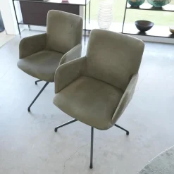 2er Set Armlehnstuhl Materia Soft Leder Nabuk Nubuk 104 Salvia Grau Aluminiumgestell Base Irondust Schwarz Drehbar