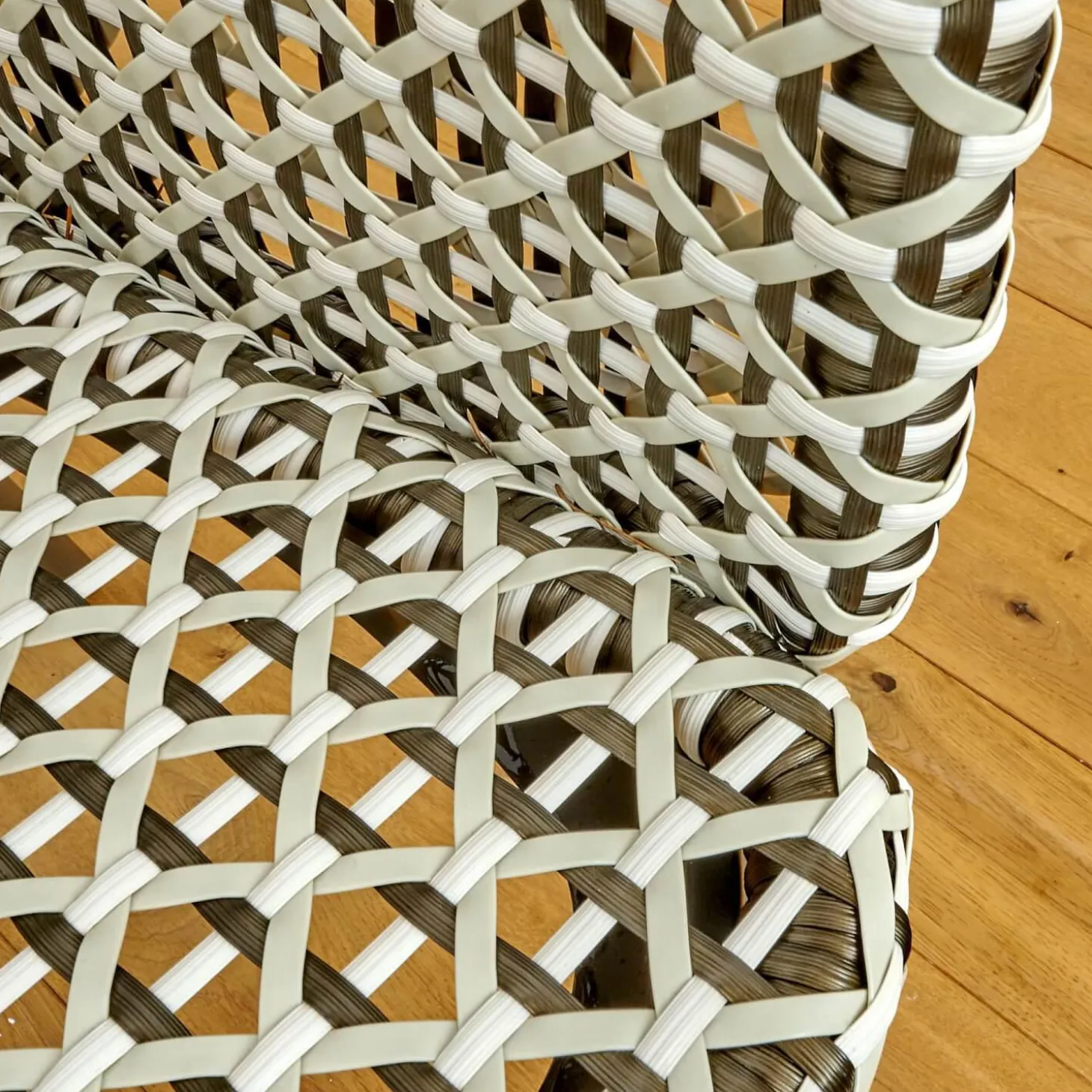 2er Set Armlehnstuhl Mbrace Geflecht Pepper Grau Schwarz Gestell Aluminium Lipari