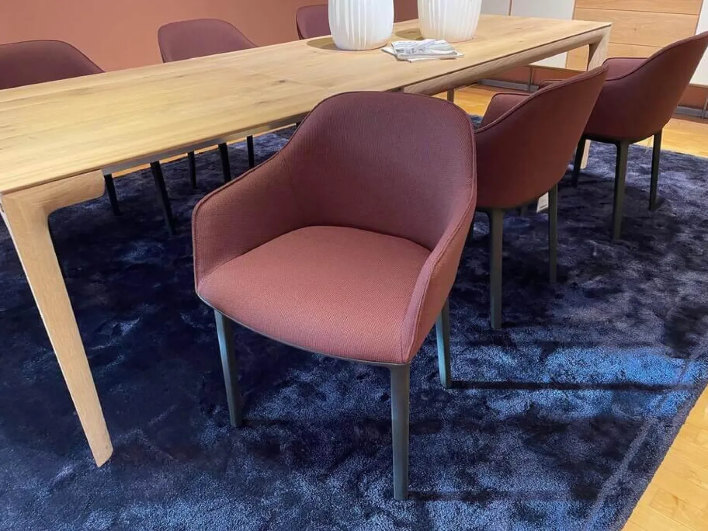 6er Set Armlehnstuhl Softshell Stoff Credo Bitter Chocolate Violett Untergestell Vierbein Basic Dark