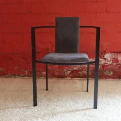 4er Set Armlehnstuhl Trik Bezug Alcantara Leder Grau Gestell Metall Schwarz