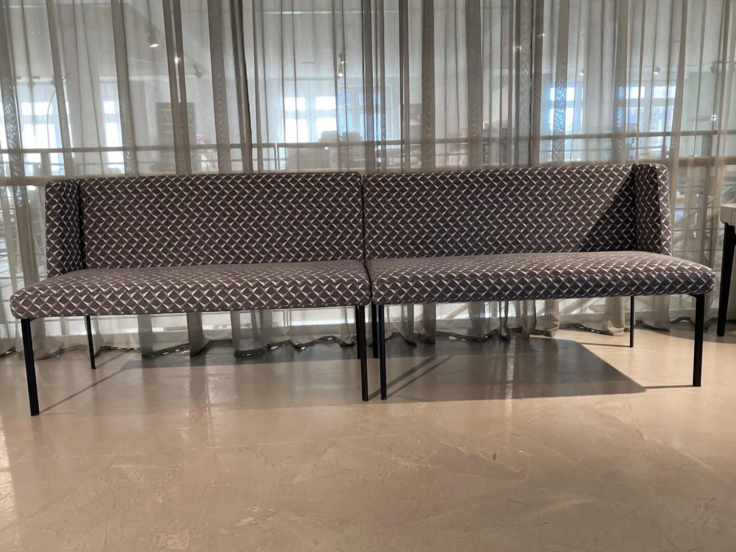 2er Set Bank Juna Stoff Diamante Grigio Grau Fuß Stahl Schwarz Gepulvert