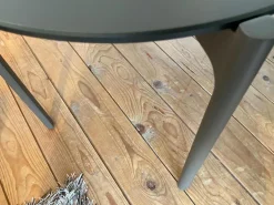 2er Set Couchtisch Izon Platte HPL Black Pepper Schwarz Gestell ALuminium Pulverbeschichtet Black Pepper Schwarz