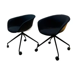 2-er Set Drehsessel Duna 02 4217 Stoff Jet Fidvi Schwarz Schale Polypropylen Spinnenfuß Aluminium Lackiert