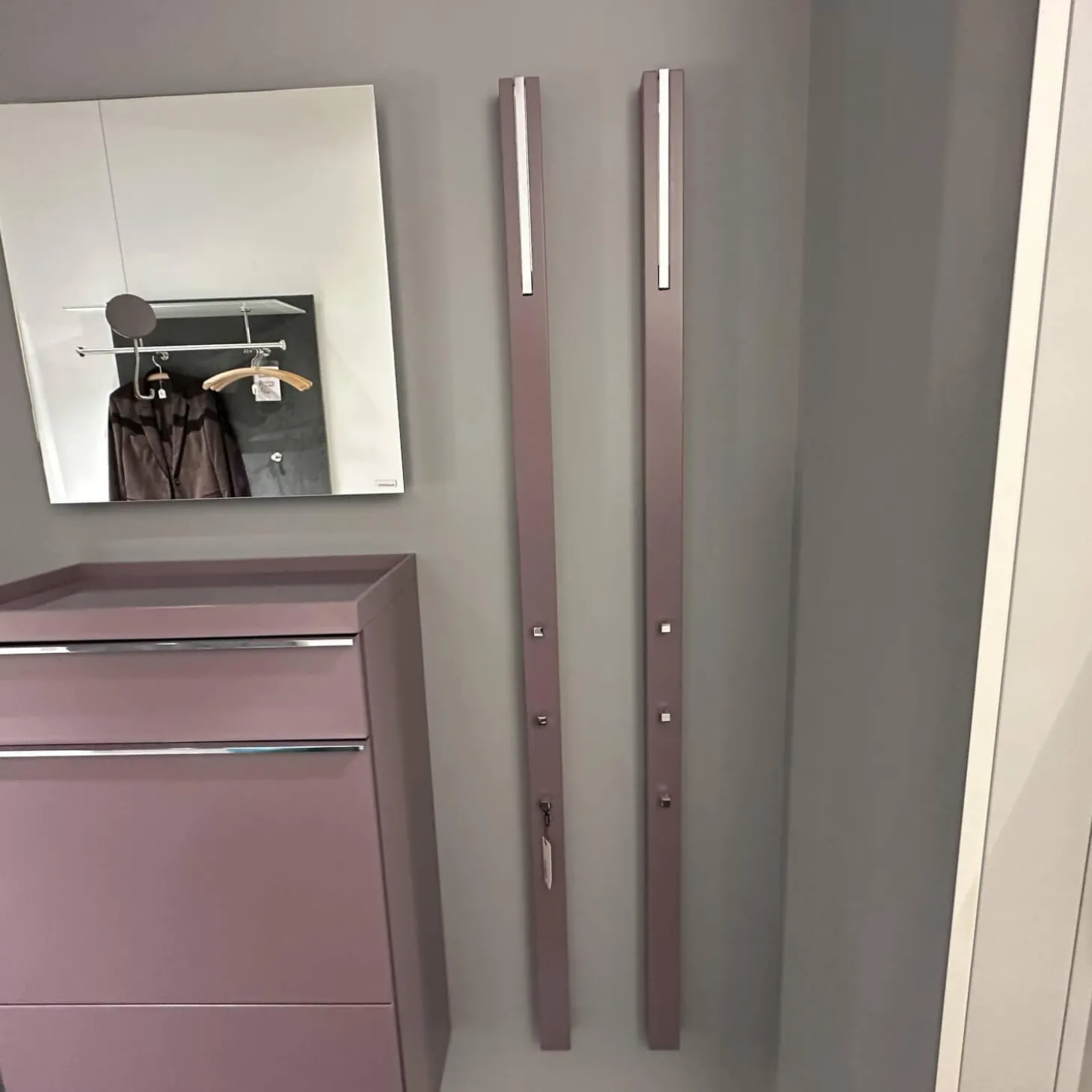 2-er Set Garderobe Line VSC1730.52.90 Chrom Lack 52 Mauve Mit Ausklappbarer Stange
