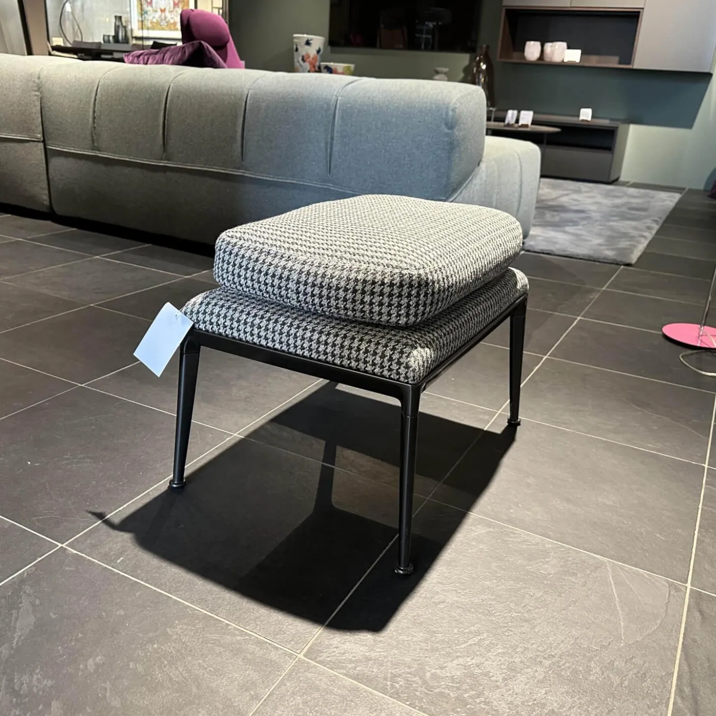 2-er Set Hocker Mirto Stoff Scozia 2489151 Grau Füße Schwarzchrom Lackiert