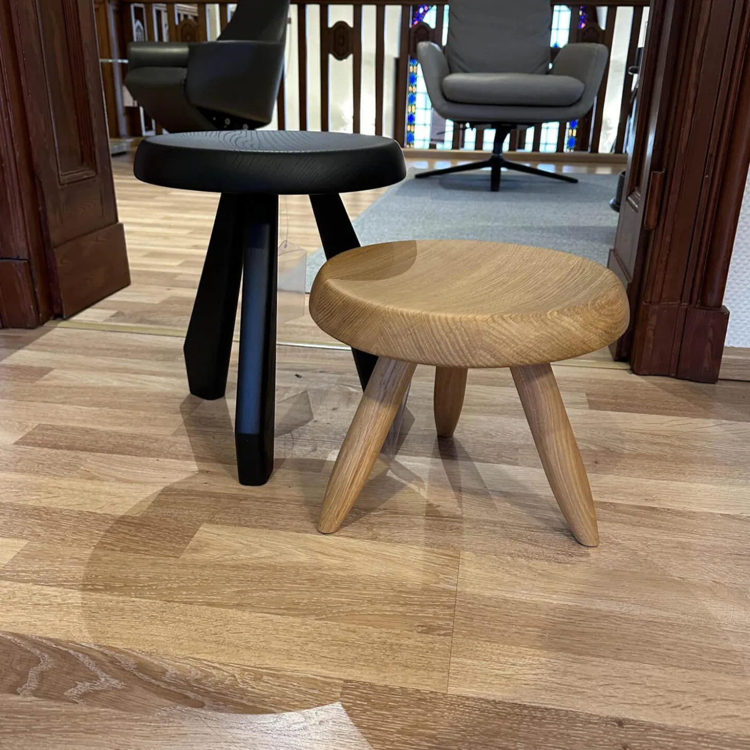 2er Set Hocker Tabouret Berger Und Meribel In Eichenholz Natur Und Schwarz Gebeizt